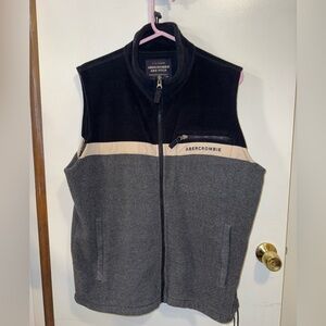 Abercrombie and Fitch Men’s Fleece Vest -  Size Medium - Gray and Navy Blue